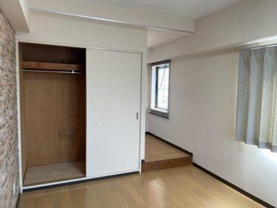 【洋室】 | アズマビル