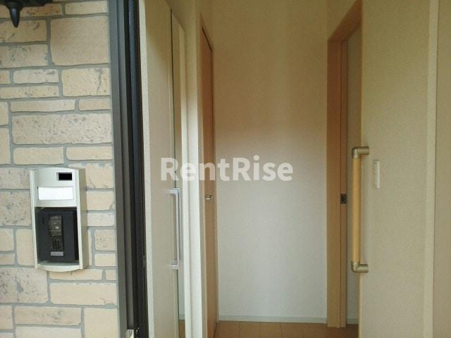 パークサイドゆうぎりＡの玄関