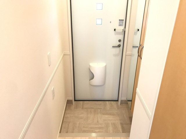 ピュアヒルズの玄関