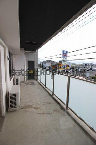 La ville nord hillsのバルコニー