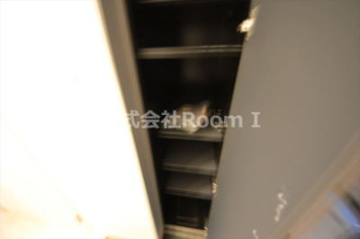 【玄関】 | スプランディッド安土町 | シューズボックスです。