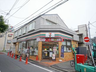 【周辺】 | マンションから徒歩１分ほどでセブンイレブンがあります。