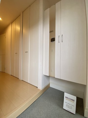 D-roomシルクマムの玄関