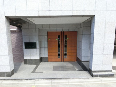 【エントランス】 | ランドヒルズ弘明寺 | エントランス部分です。