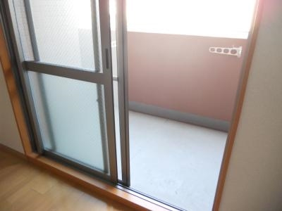サンロイヤル三条のバルコニー