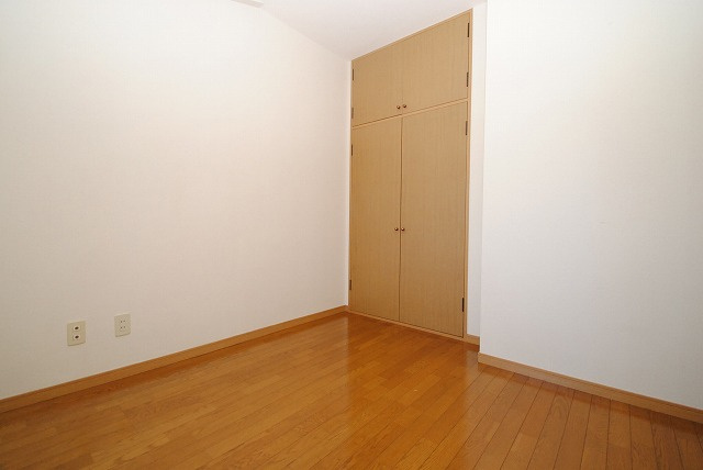  グランドハイツの収納|たっぷりとした収納スペースです