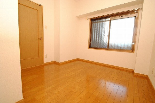  グランドハイツの洋室|スタンダードな洋室です