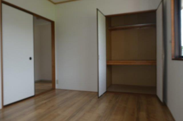 プレジール難波Aの寝室|洋室