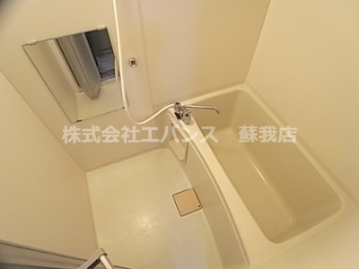 【浴室】 | サンコーポ松ヶ丘 | 落ち着いた空間のお風呂です