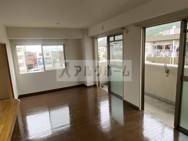 イングランドアヴェニューの居間・リビング|イングランドアヴェニュー（柏原市平野・法善寺駅）　リビング