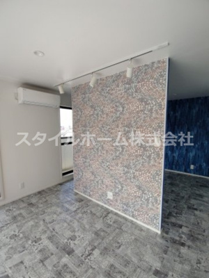 【居間・リビング】 | ニューバリア忠興 | 居間です