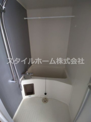 【浴室】 | ニューバリア忠興 | 落ち着いた空間のお風呂です