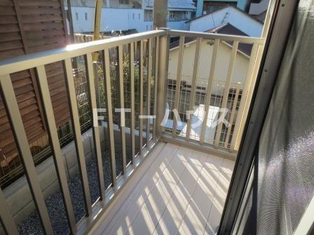 エクラのバルコニー