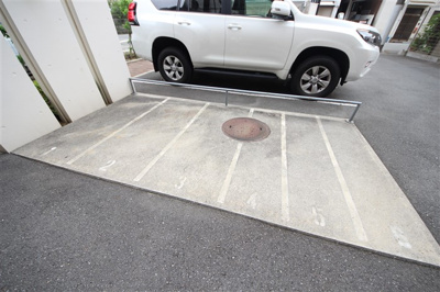 【駐車場】 | デセンテ北梅田