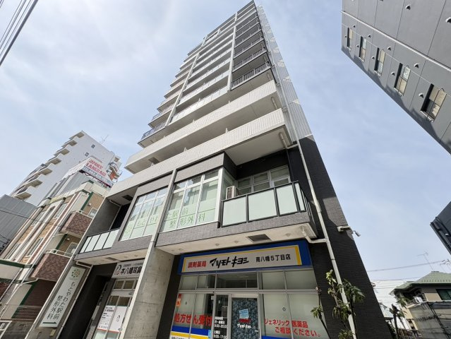 ＡＫレジデンス本八幡の外観