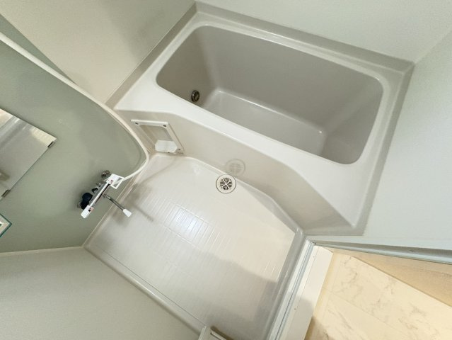 ＡＫレジデンス本八幡の浴室