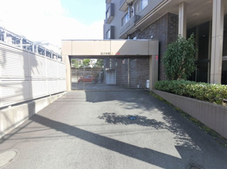 【駐車場】 | 駐車場です。
