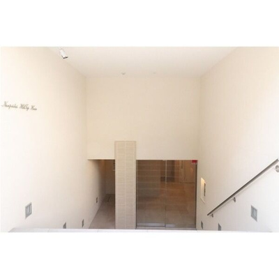 【エントランス】 | Nanpeidai　HillTop　House（南平台ヒルトップハウス） | Nanpeidai　HillTop　House