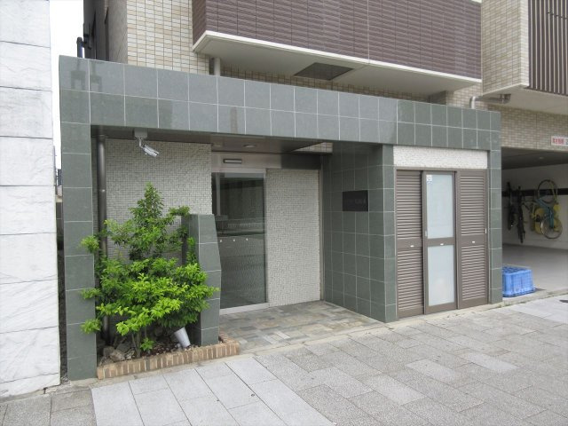 RIVO瑞穂通のエントランス|RIVO瑞穂通