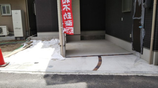 【駐車場】