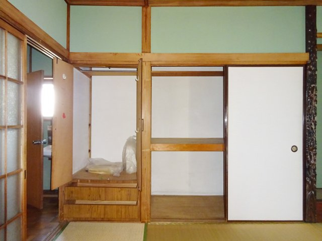 長谷川アパートの収納
