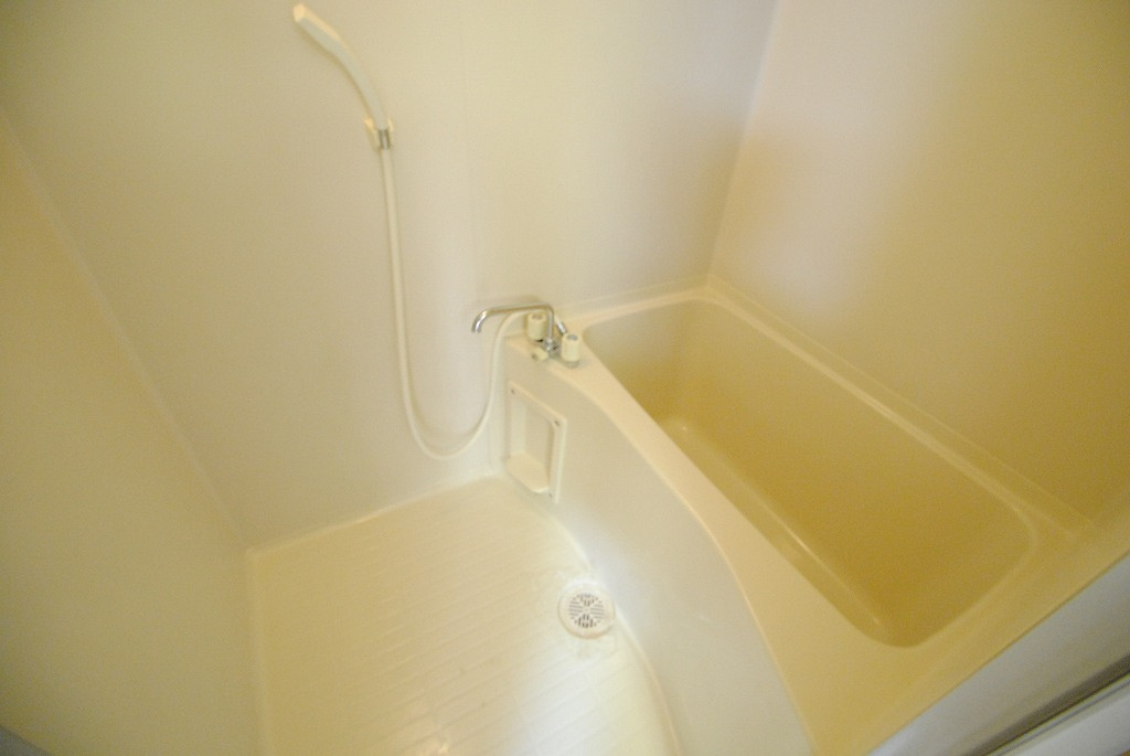 グレイス篠山の浴室|同タイプイメージ写真