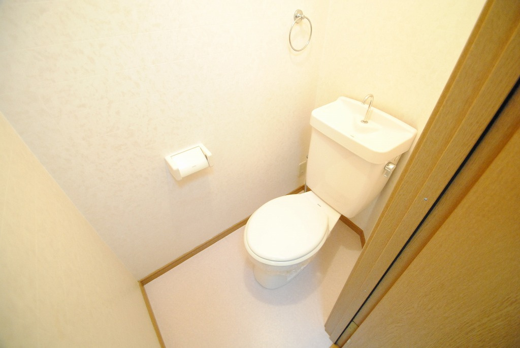 グレイス篠山のトイレ|同タイプイメージ写真