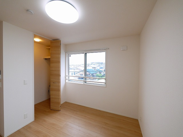 ボナール　A棟の寝室|コンパクトで使いやすい洋室です