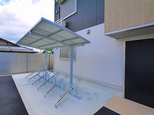ボナール　B棟のその他共用部分|屋根付き駐輪場