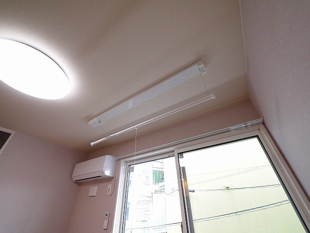 ボナール　C棟の洗面所|スペースが確保できる洗面所です