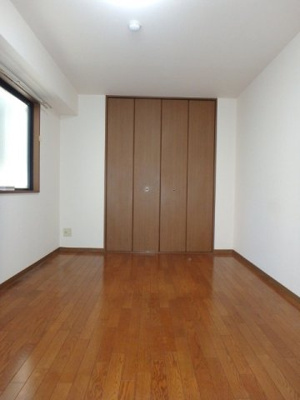 【洋室】 | ロイヤルコート