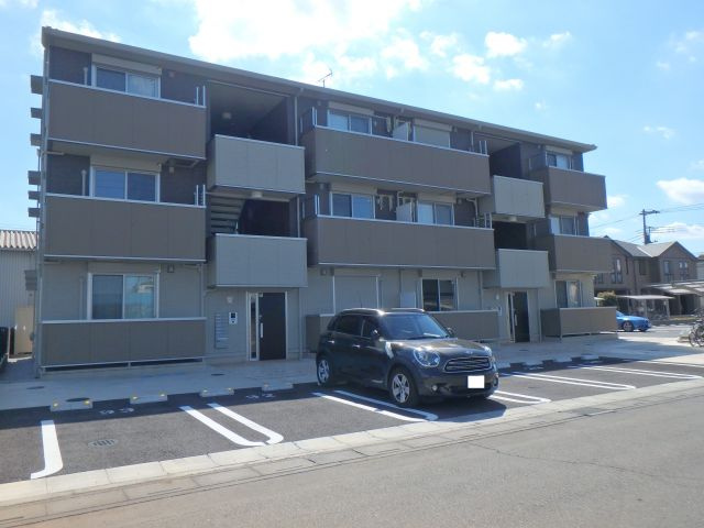 坂戸市関間４丁目のアパートの外観