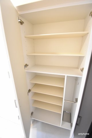 プロヴィスタ新大阪イーストゲート　仲介手数料無料の収納