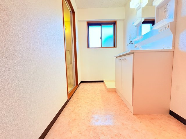apartment 吉田