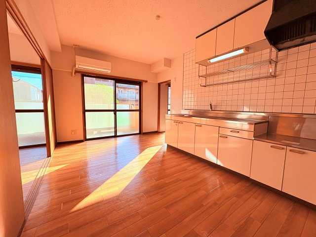 apartment 吉田