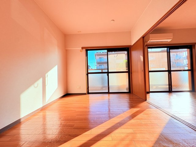apartment 吉田