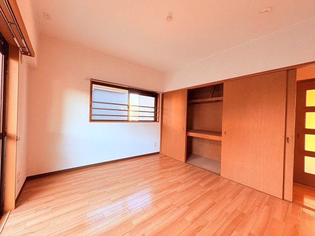 apartment 吉田