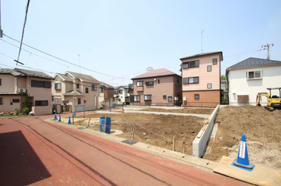 【前面道路含む現地写真】 | 海老名市杉久保南３丁目　土地　全３区画　【仲介手数料無料】 | □■当社なら諸費用を最大限削減できます■□