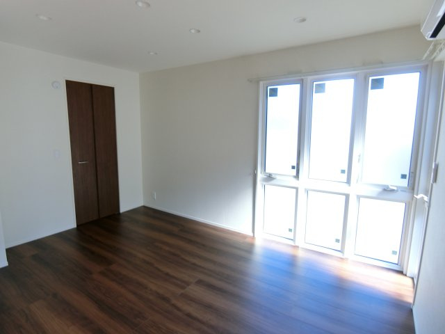 ラ・エスコルテの洋室