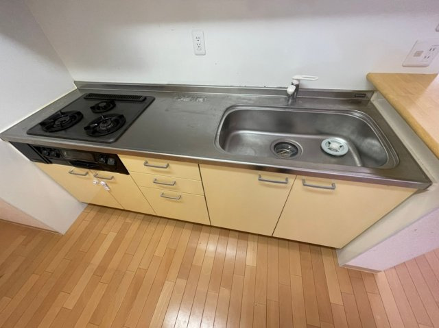 リュイール桃山台のキッチン
