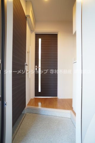 アーバンライフ前原の玄関