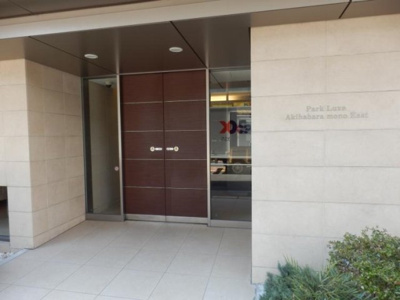 【エントランス】 | パークリュクス秋葉原ｍｏｎｏイースト | 清潔なエントランスです