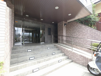 【エントランス】 | ルピナス西寺尾弐番館 | エントランス部分です。