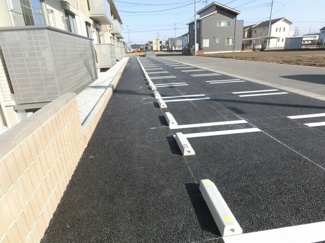 【駐車場】