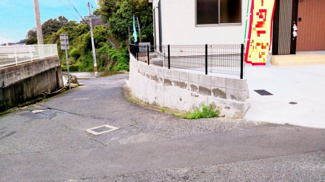 【前面道路含む現地写真】 | 北東と南東に面しています◎