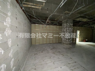 【内装】 | 高架下店舗K