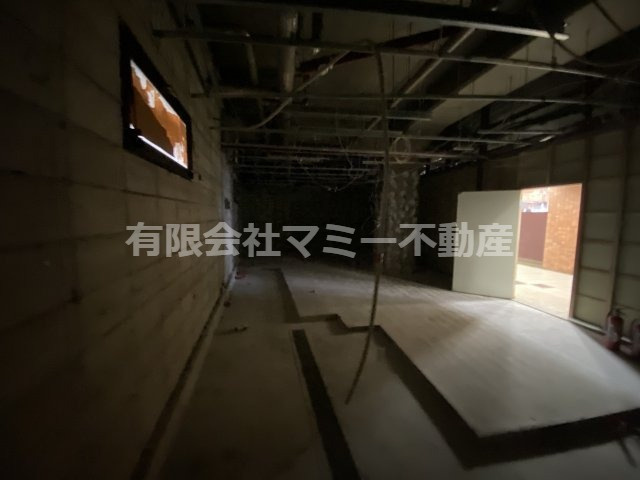 【内装】 | 高架下店舗K