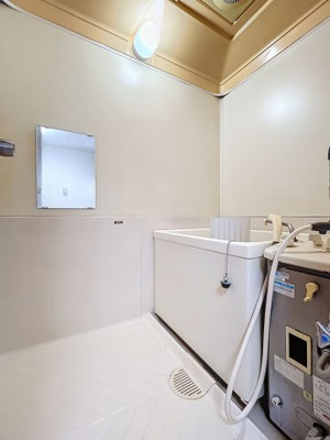 【浴室】 | レ・スタ野方 | ★清潔感のあるバスルームです★