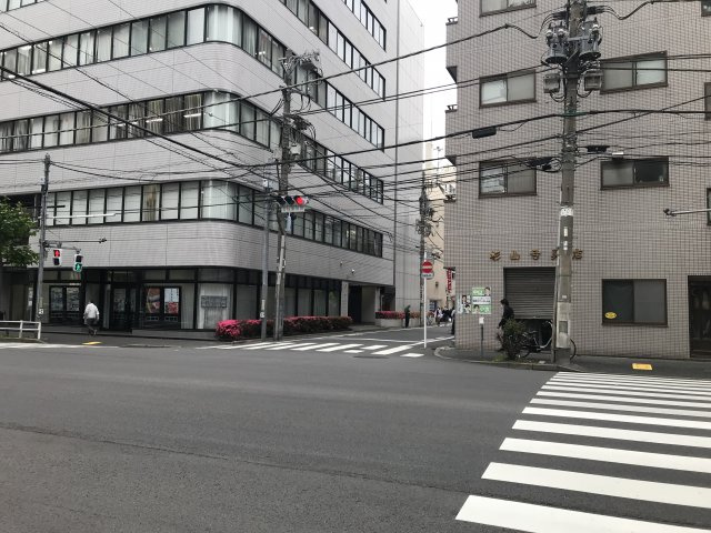 サンフィールドビルの駐車場