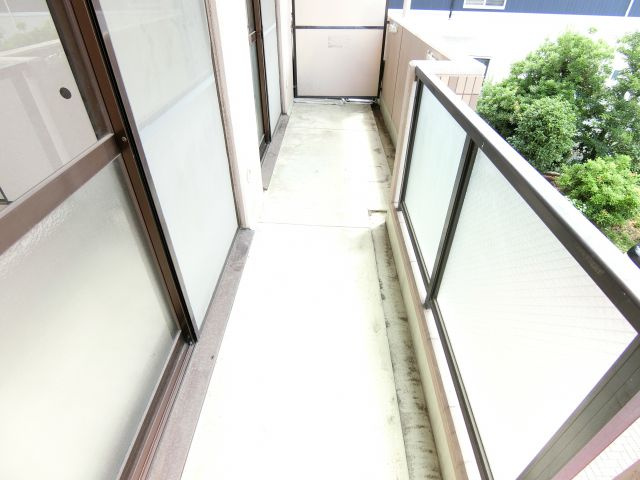 さんさん北野田のバルコニー